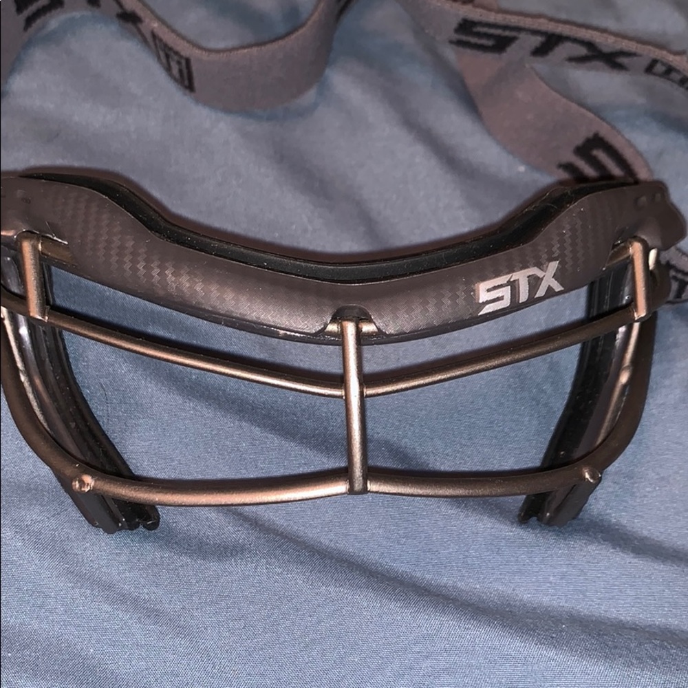 Black STX 4sight focus Ti women’s lacrosse goggles